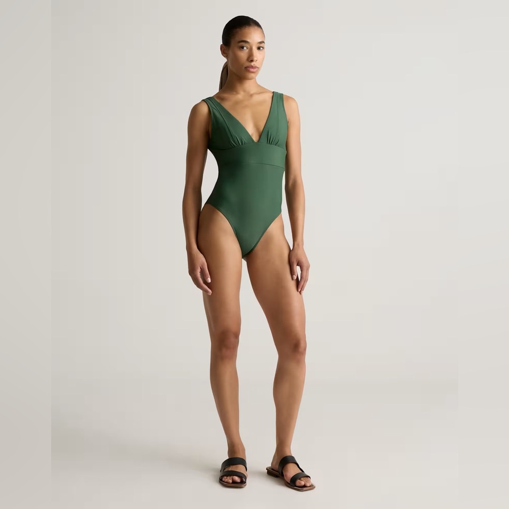 NWT Quince Palm Green Women’s Italian Plunge One-Piece Swimsuit Sz XL, L, M, XS